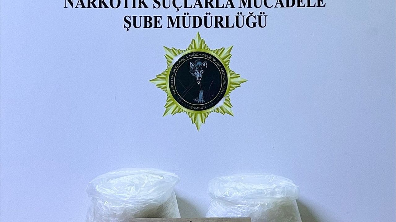 Samsun'da Uyuşturucu Operasyonu: Baba ve Oğul Gözaltına Alındı
