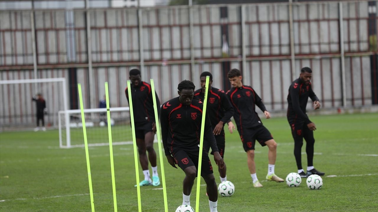 Samsunspor'un UEFA Konferans Ligi Hedefi: Gruptan Çıkmak