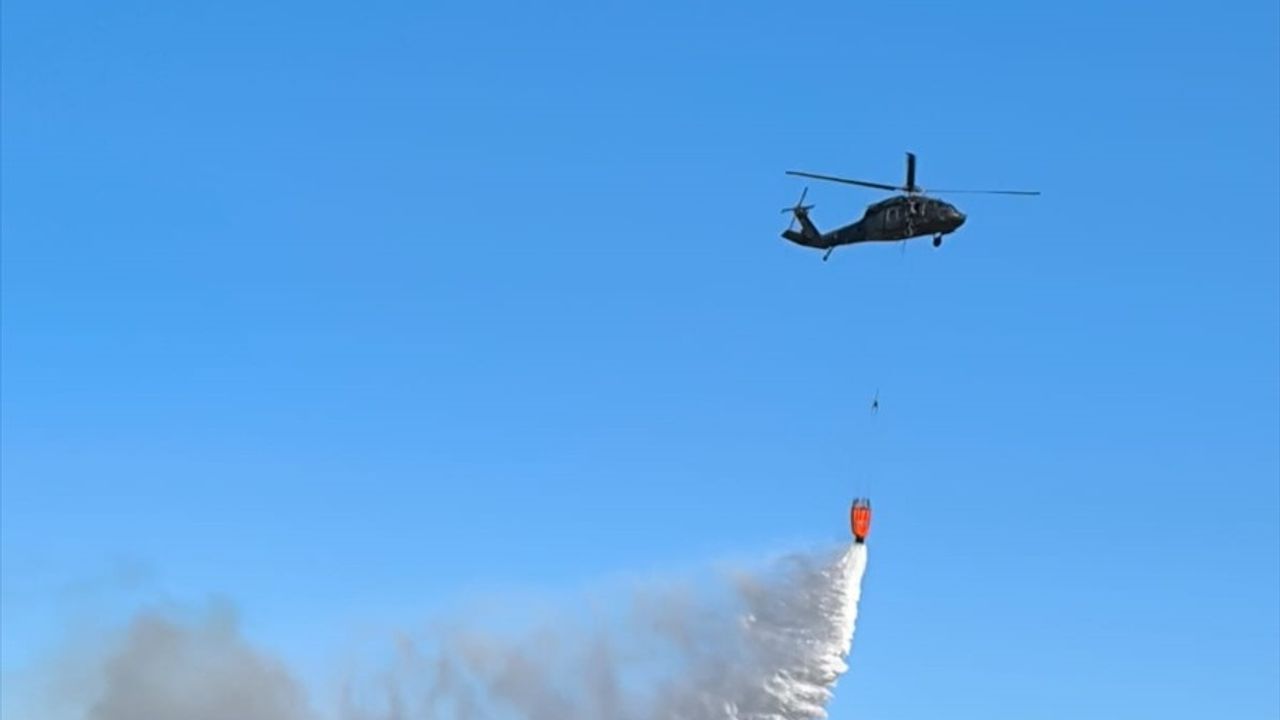 Silvan'da Örtü Yangınına Hızla Müdahale Ediliyor