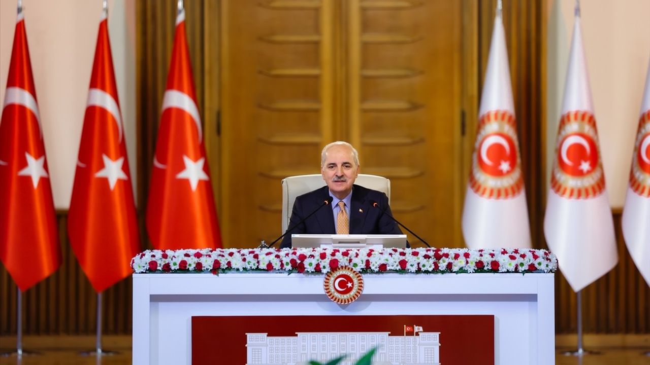 TBMM Başkanı Kurtulmuş'tan Barış Vurgusu