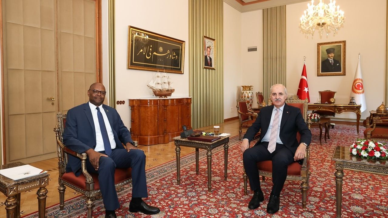 TBMM Başkanı Kurtulmuş, Zimbabve Büyükelçisini Ağırladı