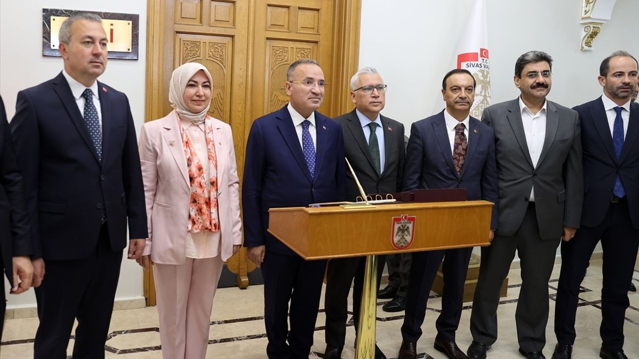 TBMM Başkanvekili Bekir Bozdağ Sivas'ta Ziyaretler Gerçekleştirdi