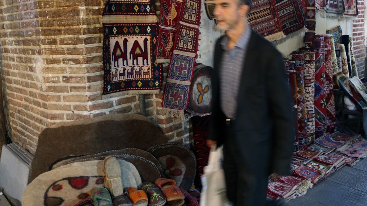 Tebriz Kapalı Çarşısı: Tarih ve Ticaretin Buluşma Noktası