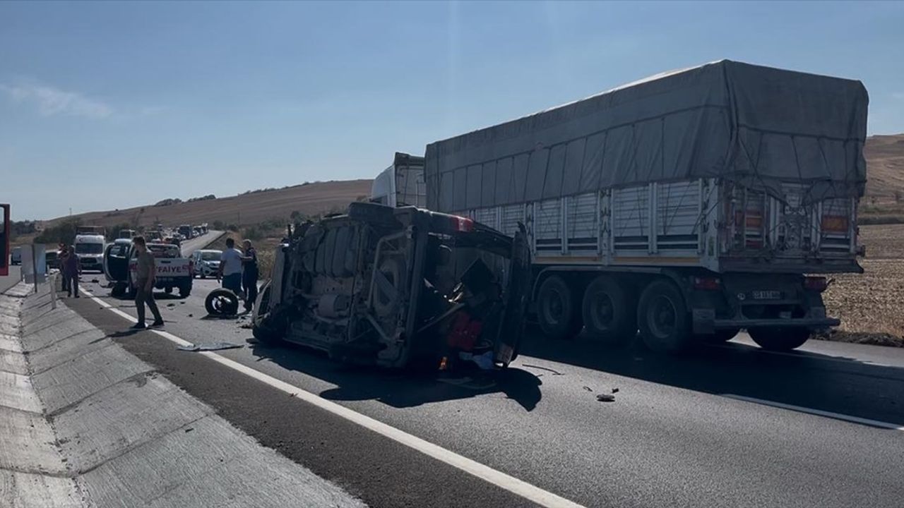 Tekirdağ'da Feci Kaza: 6 Yaralı