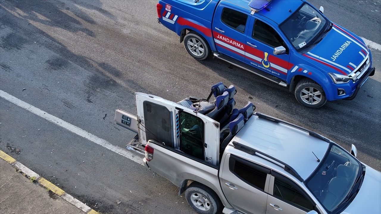 Trabzon'daki Trafik Kazasında 14 Yaralı