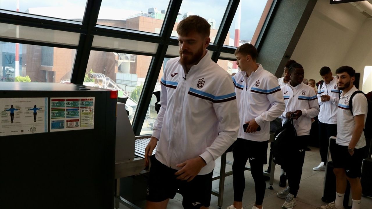 Trabzonspor İstanbul'a Yola Çıktı