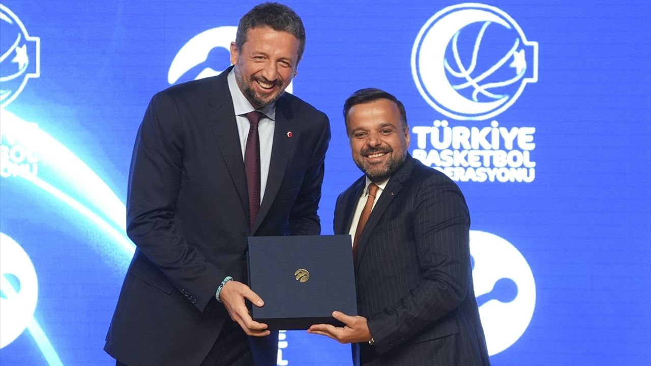 Türk Basketbolu için Tarihi Sponsorluk Anlaşması