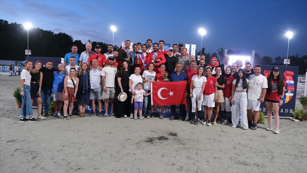 Türk Biniciler Engel Atlama Balkan Şampiyonası'nda Zirveye Yerleşti