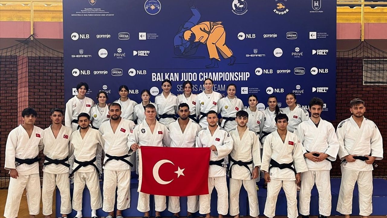 Türkiye Judo Takımı Balkan Şampiyonası'nda 11 Madalya Kazandı