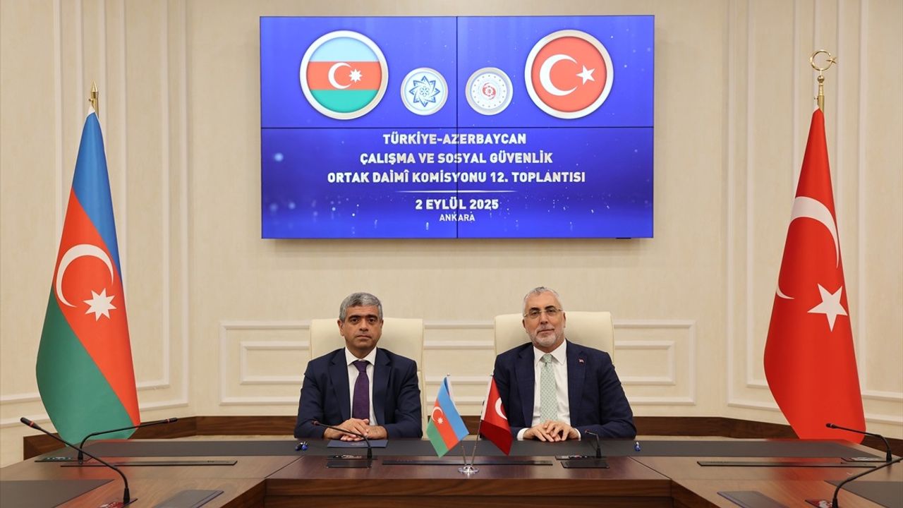 Türkiye ve Azerbaycan Ortak Daimi Komisyon Toplantısı Yapıldı