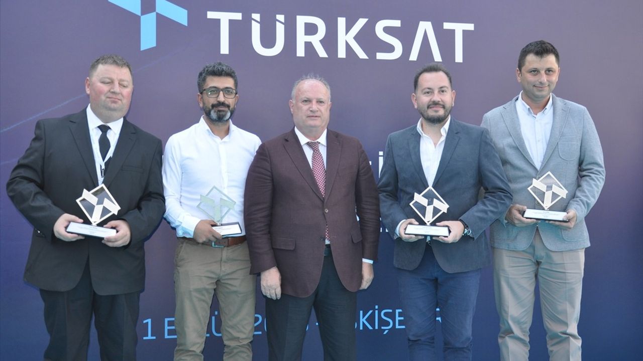 TÜRKSAT Eskişehir'de Yeni Hizmet Binasını Açtı