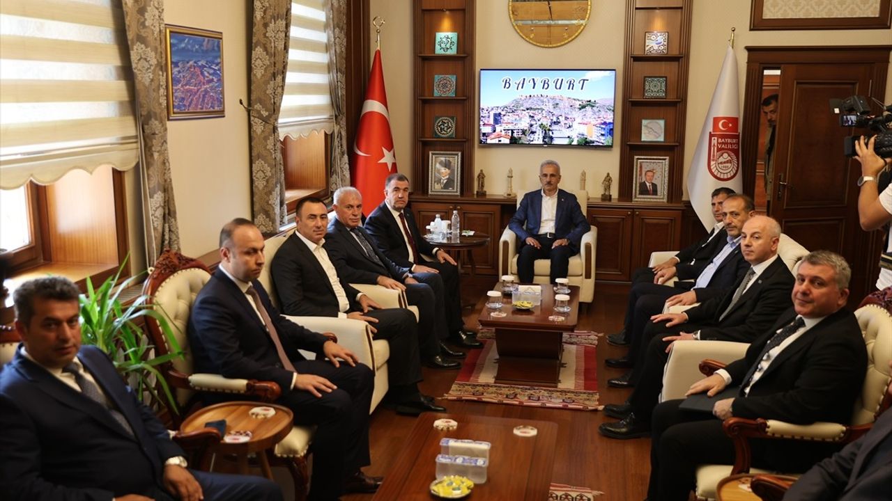 Ulaştırma Bakanı Uraloğlu Bayburt'ta Önemli Açıklamalarda Bulundu