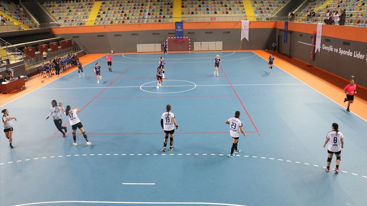 Üsküdar Belediyespor, Ortahisar Belediyespor'u Zorlu Bir Mücadelede Geçti