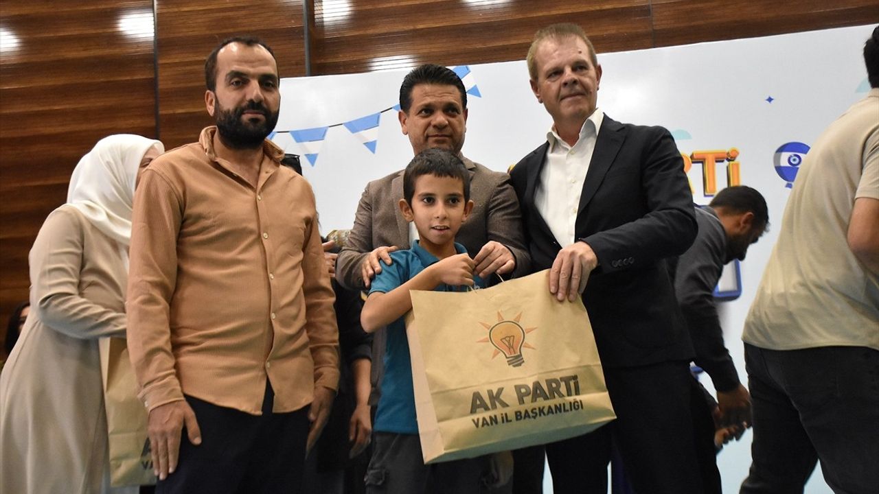 Van'da 200 Çocuk için Sünnet Şöleni