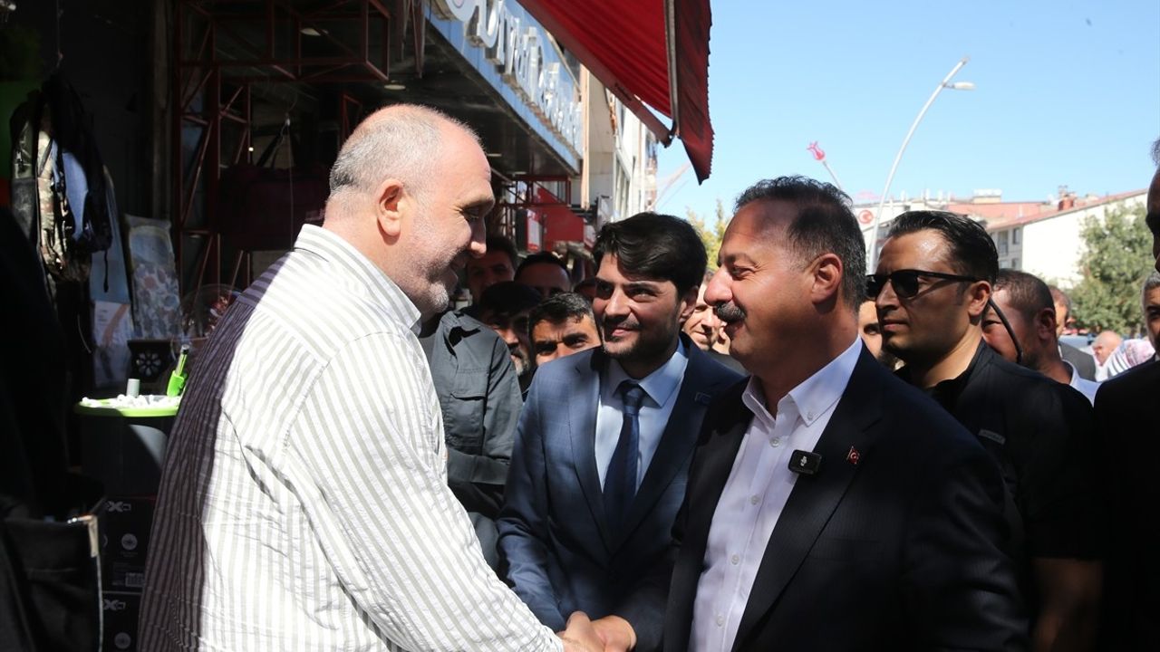 Yavuz Ağıralioğlu Muş'ta Temaslarda Bulundu