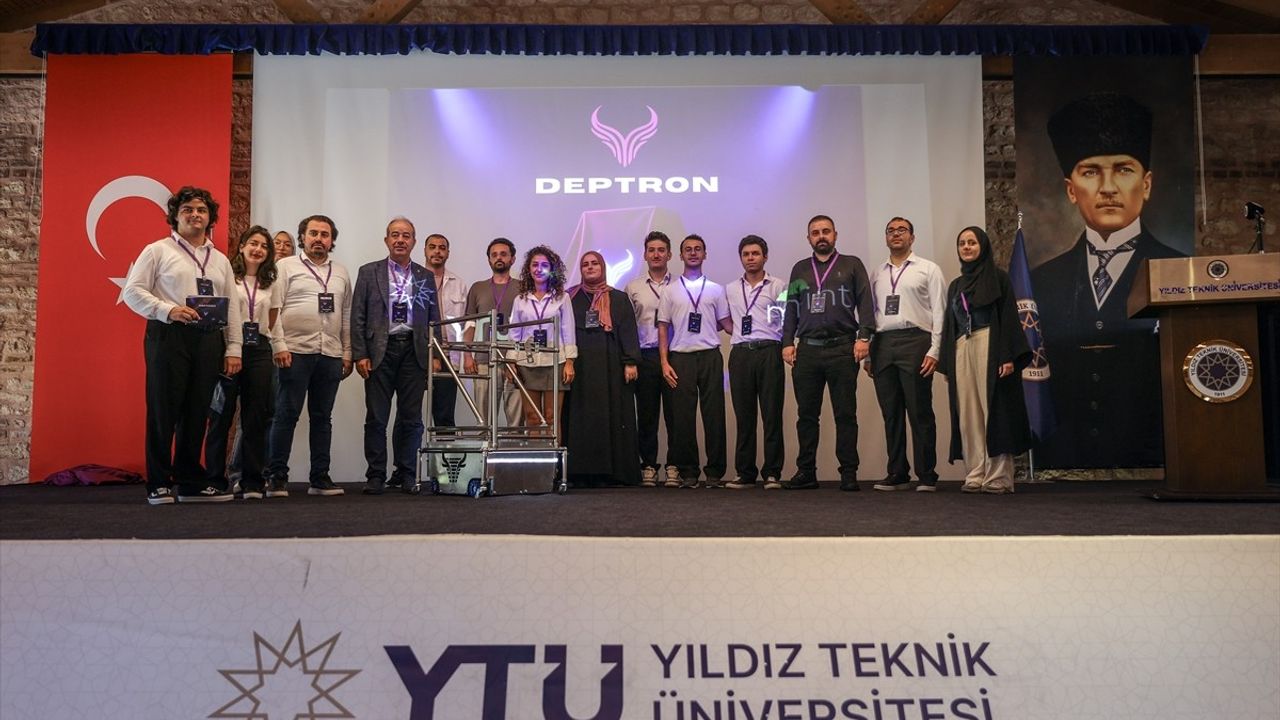Yıldız Teknik Üniversitesi Öğrencileri Otonom Depo Robotu Geliştirdi