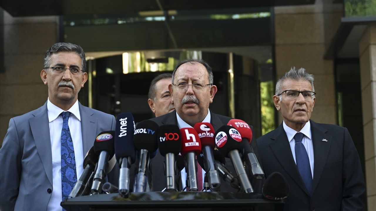 YSK, CHP'nin İstanbul Kongre Başvurularını Değerlendirdi