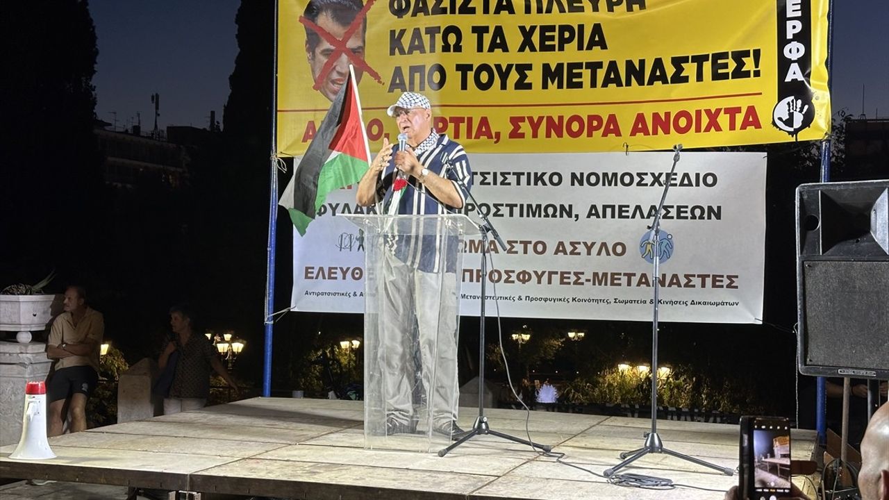 Yunanistan'da Yeni Göç Yasa Tasarısı Protesto Edildi
