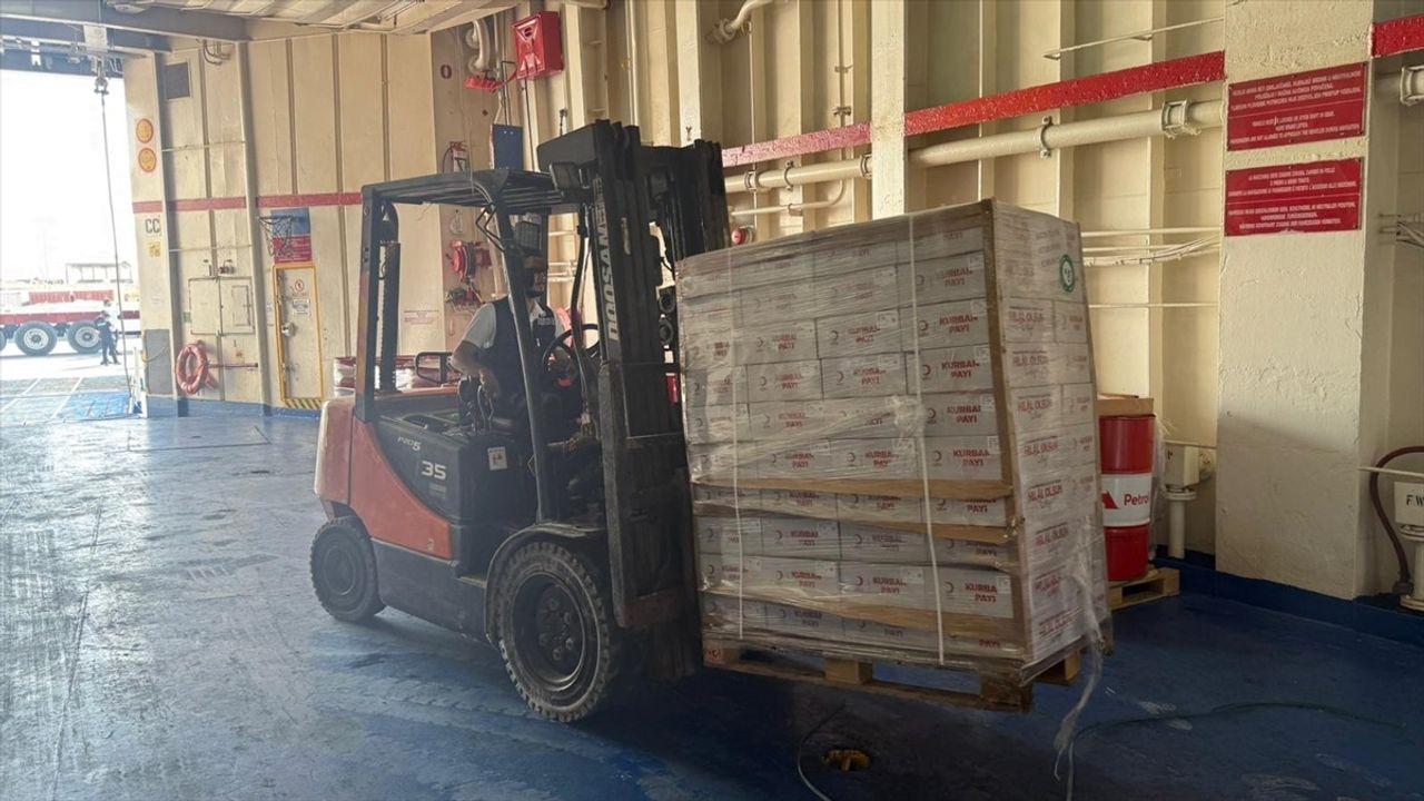 17. İyilik Gemisi Gazze için Yardım Yüklü