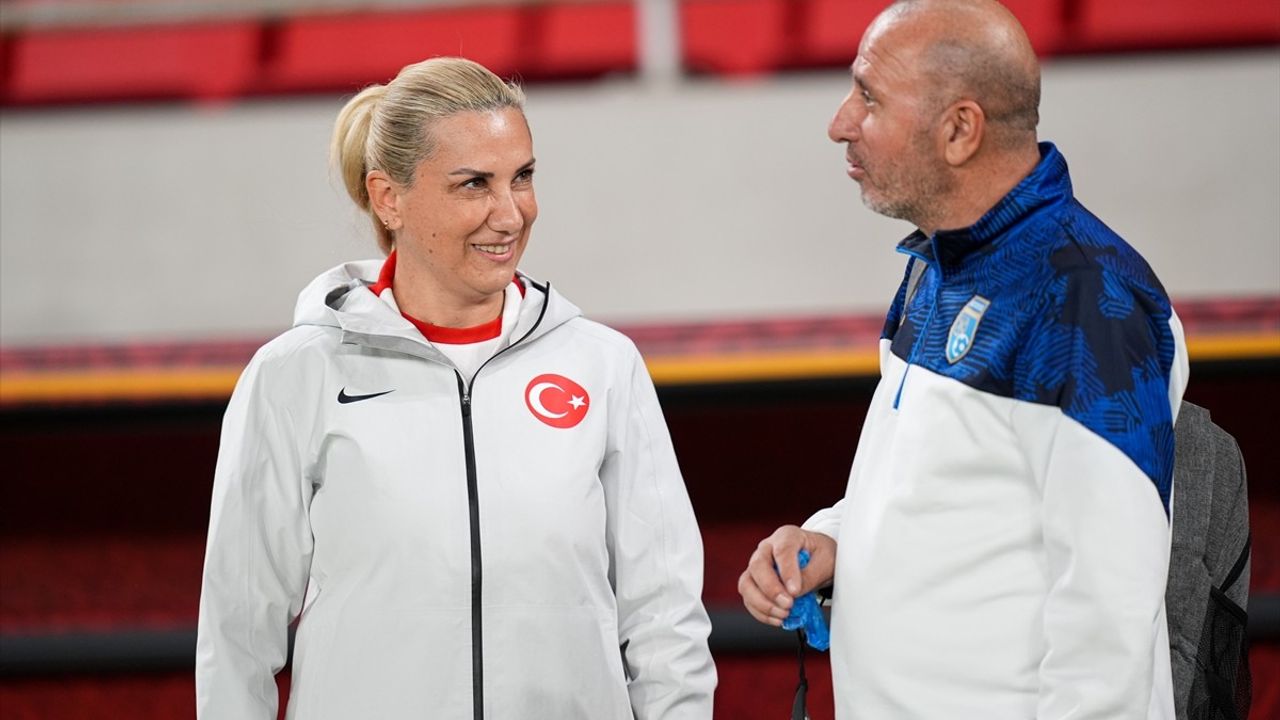 A Milli Kadın Futbol Takımı Kosova Maçına Hazırlanıyor