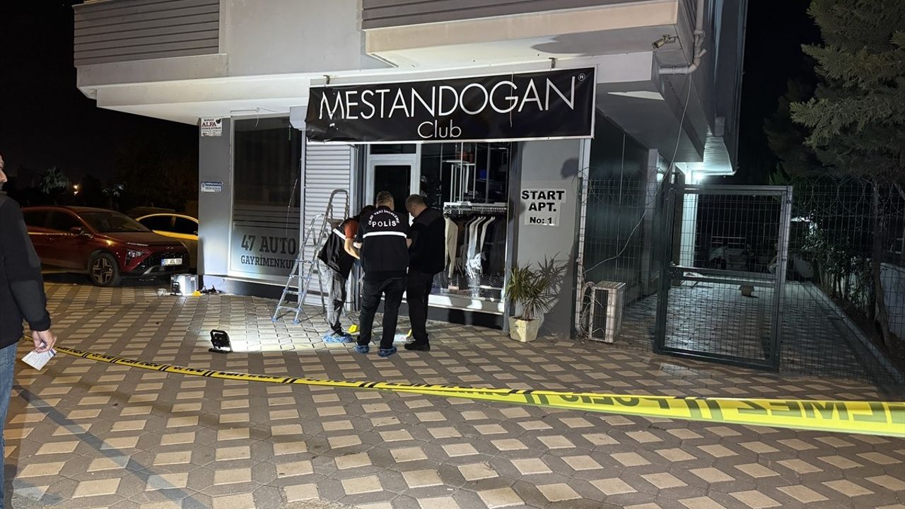 Adana'da Patlayıcı Saldırı: Olayı Gerçekleştirenler Aranıyor
