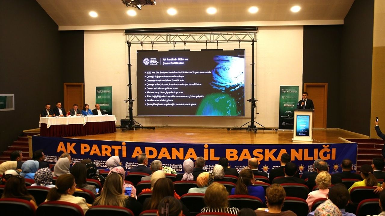 Adana'da Yeşil Dönüşüm ve İklim Farkındalığı Programı Düzenlendi
