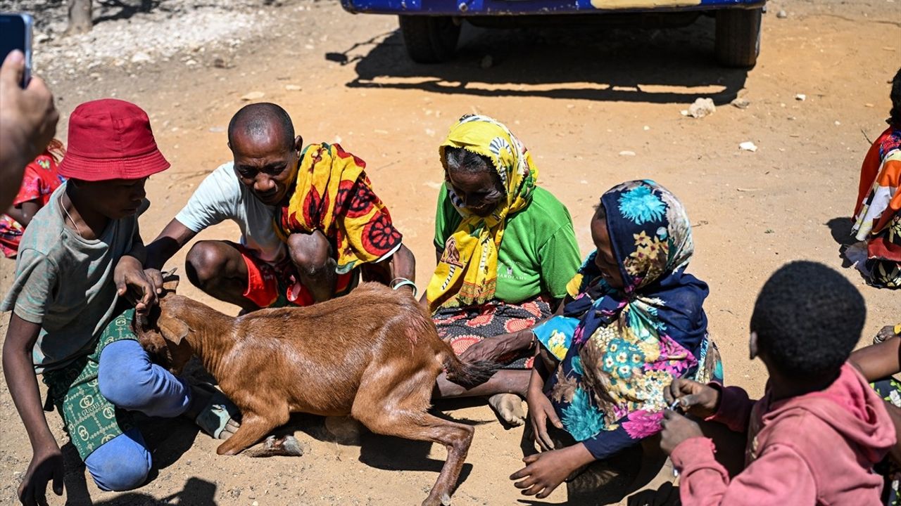 Adana'dan Madagaskar'a Yardım Eli