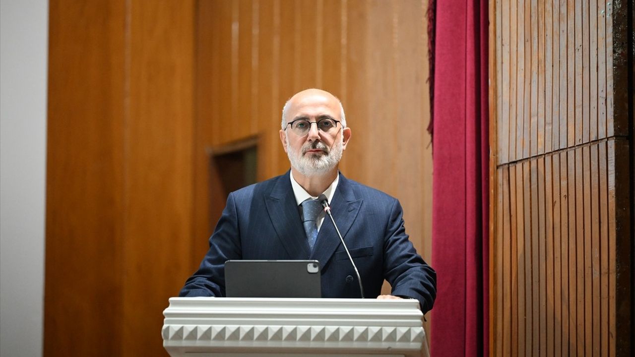 Aile ve Caminin Önemi Vurgulandı