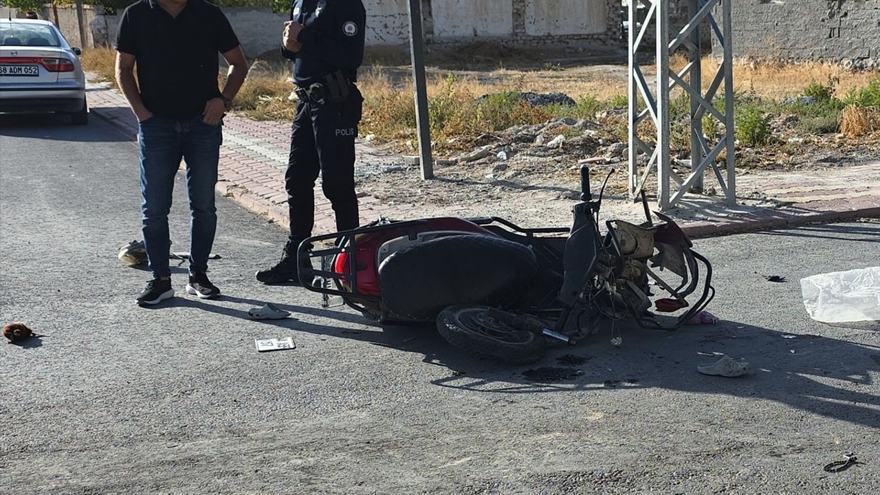 Aksaray'da Motosiklet Kazası: 3 Yaralı
