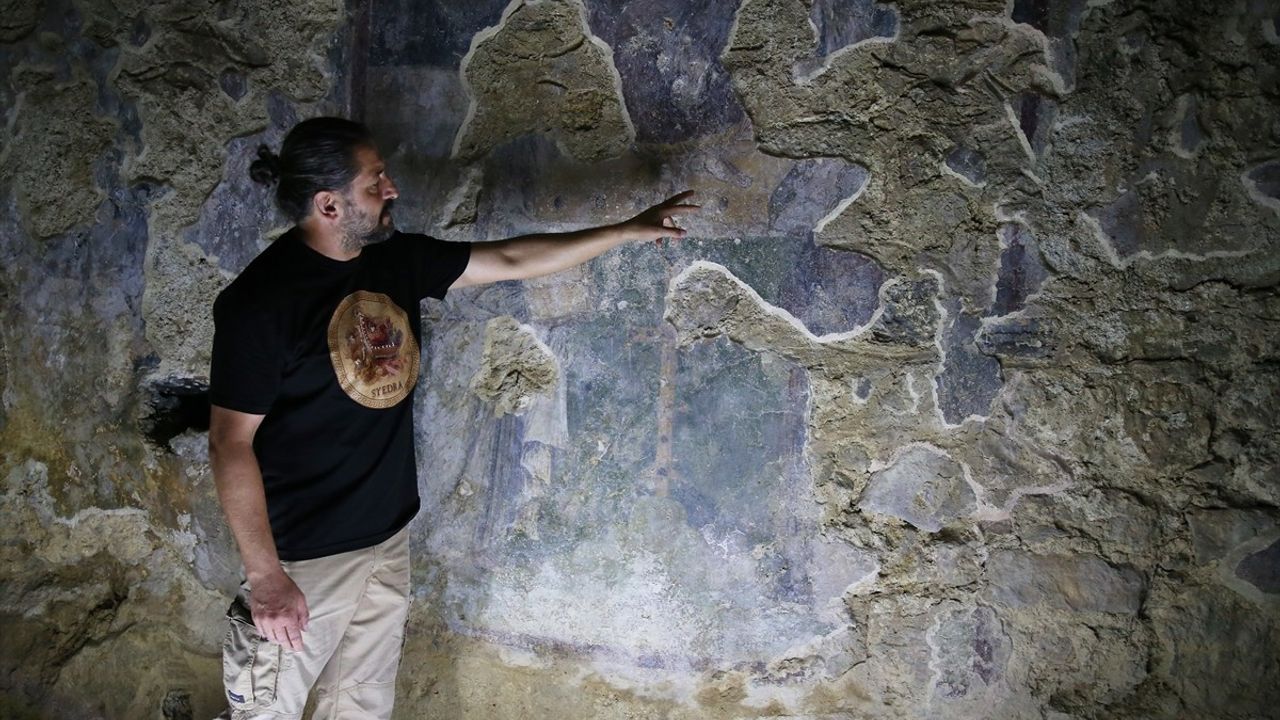 Alanya'daki Vaftiz Mağarası'nın Aziz Pavlus Freski Turizme Açılacak