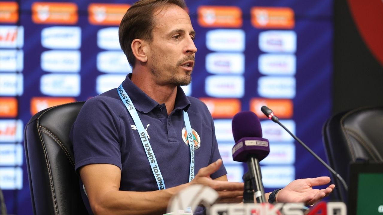 Alanyaspor'un Teknik Direktörü Pereira: 'Kayıplar Bahane Değil'