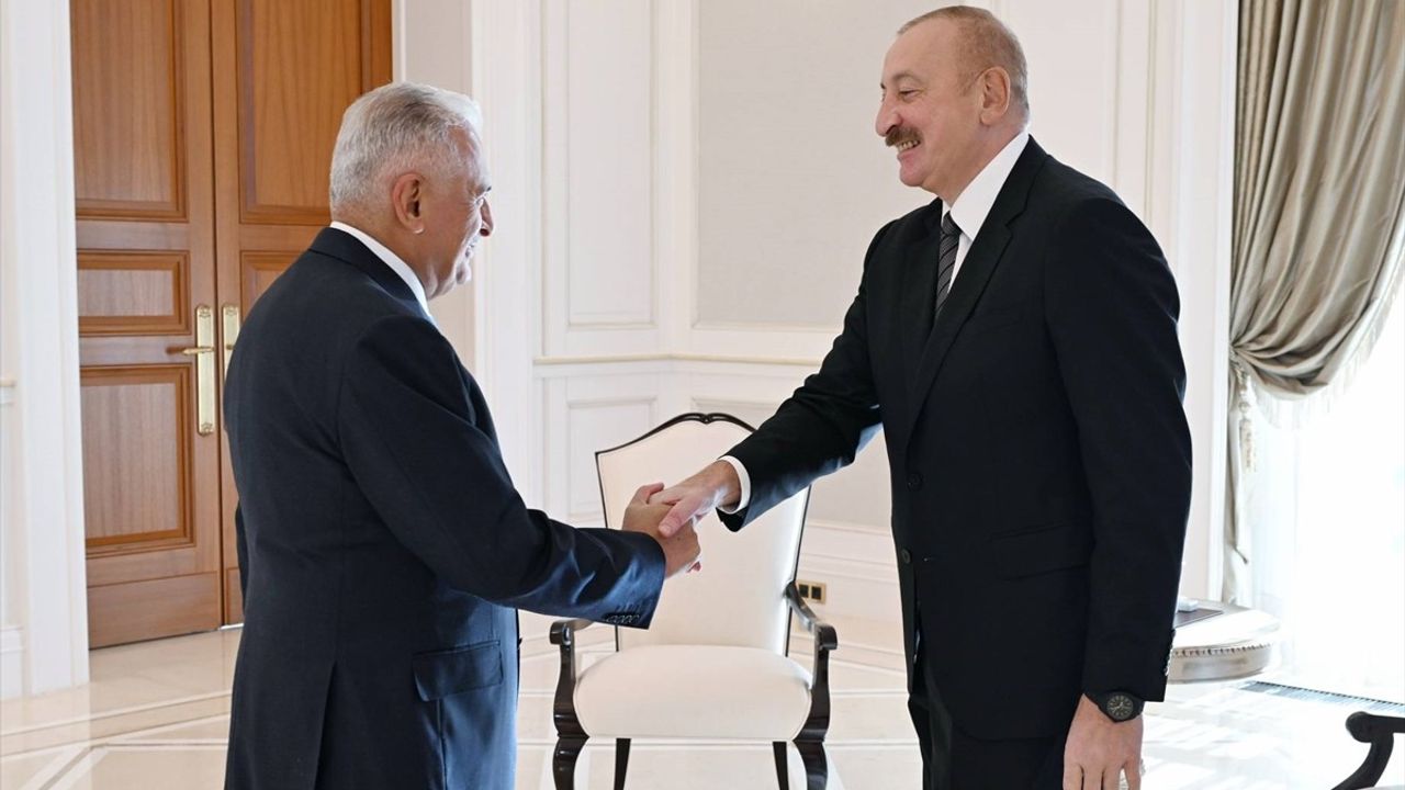 Aliyev, TDT Aksakallar Konseyi Başkanı Yıldırım'ı Ağırladı