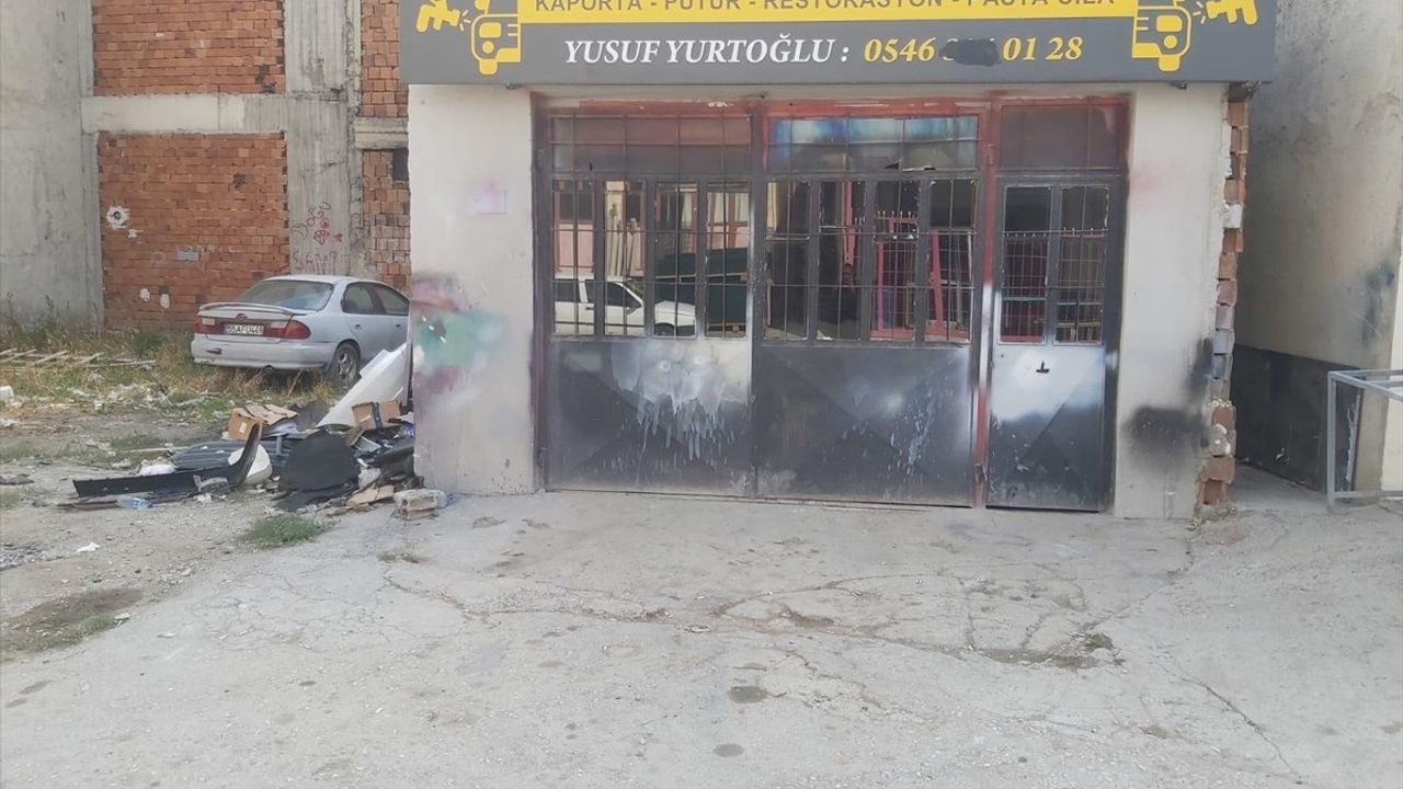 Ankara'da Oto Tamircisi Egzoz Gazından Hayatını Kaybetti