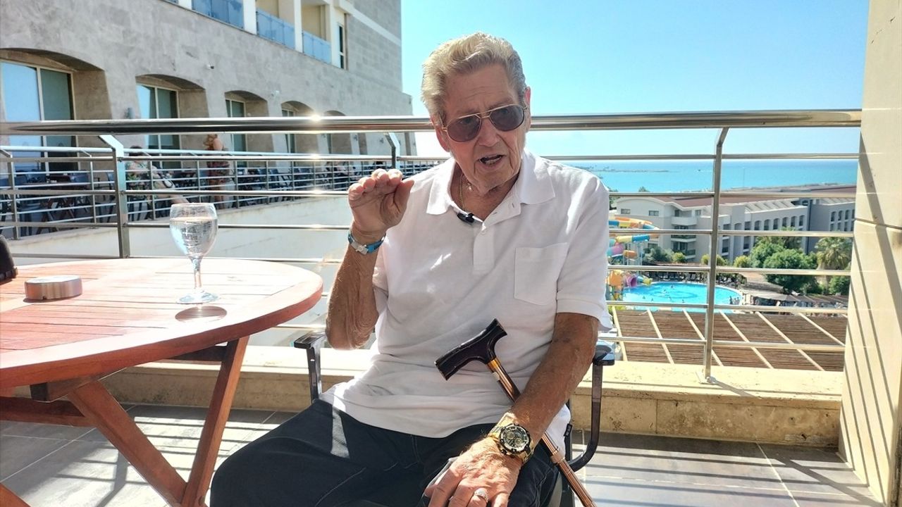 Antalya'da 28 Yıldır Aynı Gelenek: Krüger Çifti