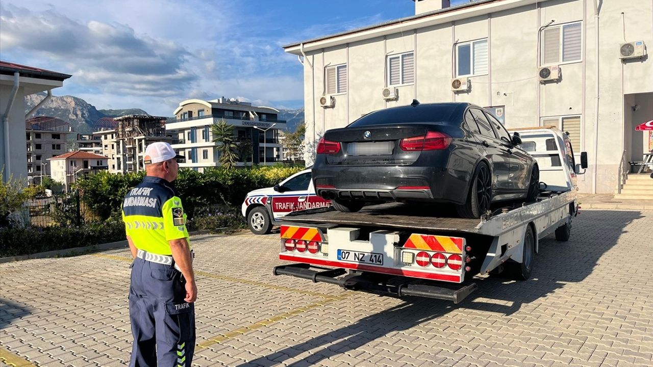 Antalya'da Drift Yapan Sürücüye 92.784 TL Ceza