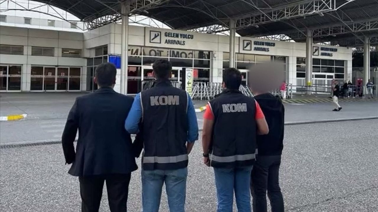 Antalya'da Gümrük Memurlarına Zimmet Suçlaması