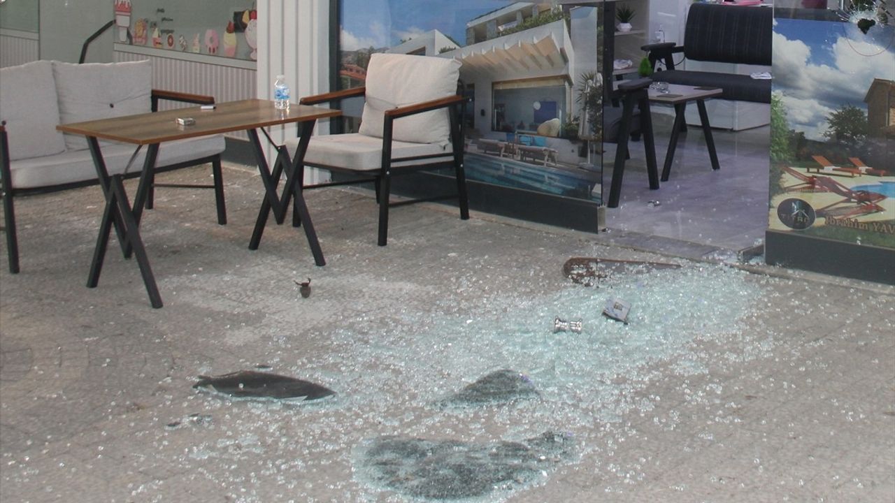Antalya'da Silahlı Kavga: 2 Ölü, 1 Yaralı