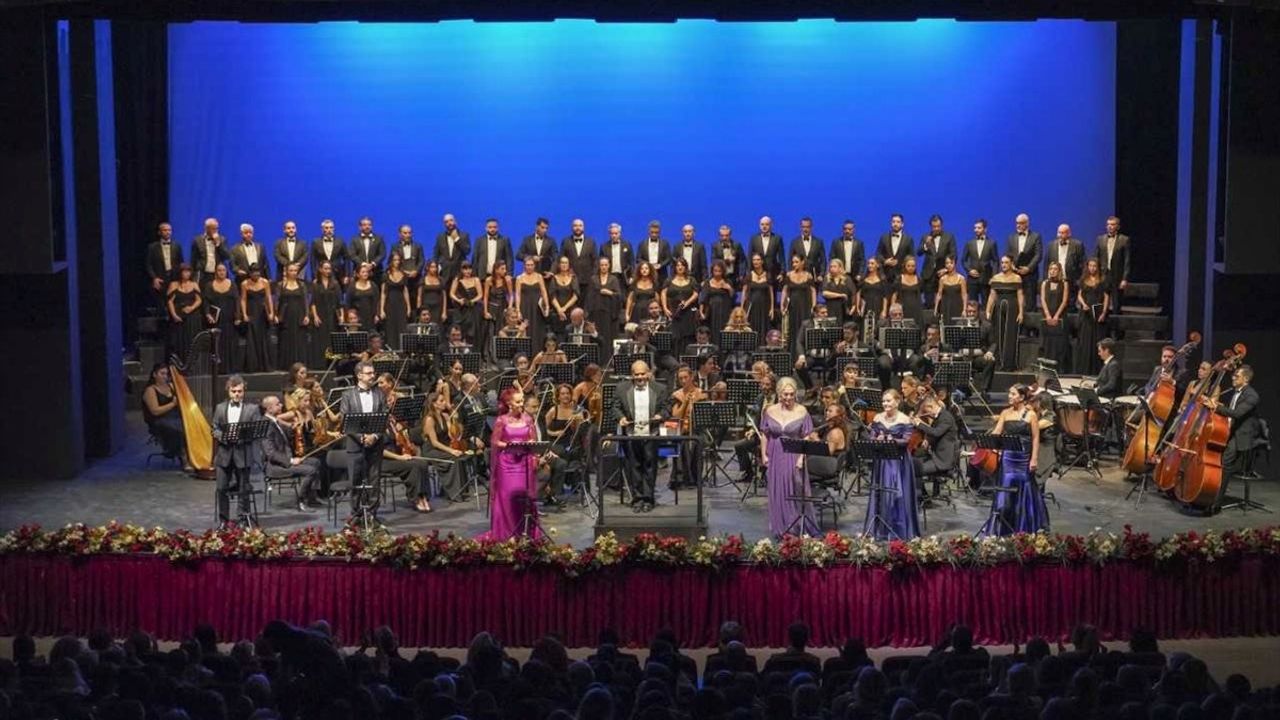 Antalya Devlet Opera ve Balesi'nden Yevgeni Onegin Prömiyeri