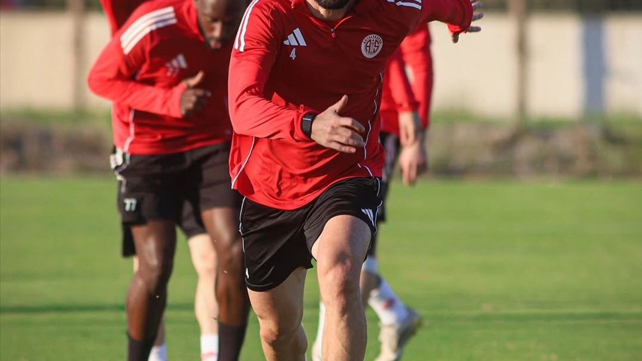 Antalyaspor Deplasman İçin Hazırlıklarını Sürdürüyor