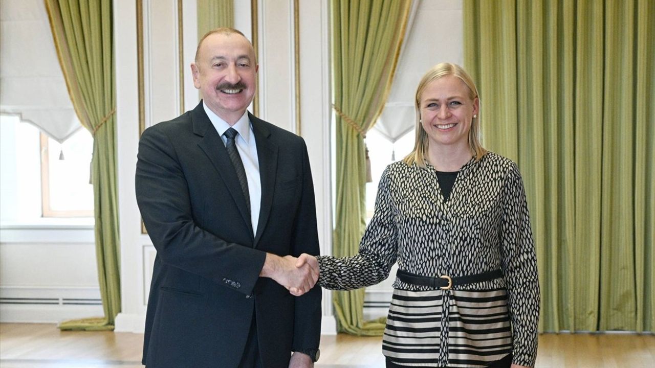Azerbaycan Cumhurbaşkanı İlham Aliyev, AGİT Dönem Başkanı Valtonen'i Ağırladı