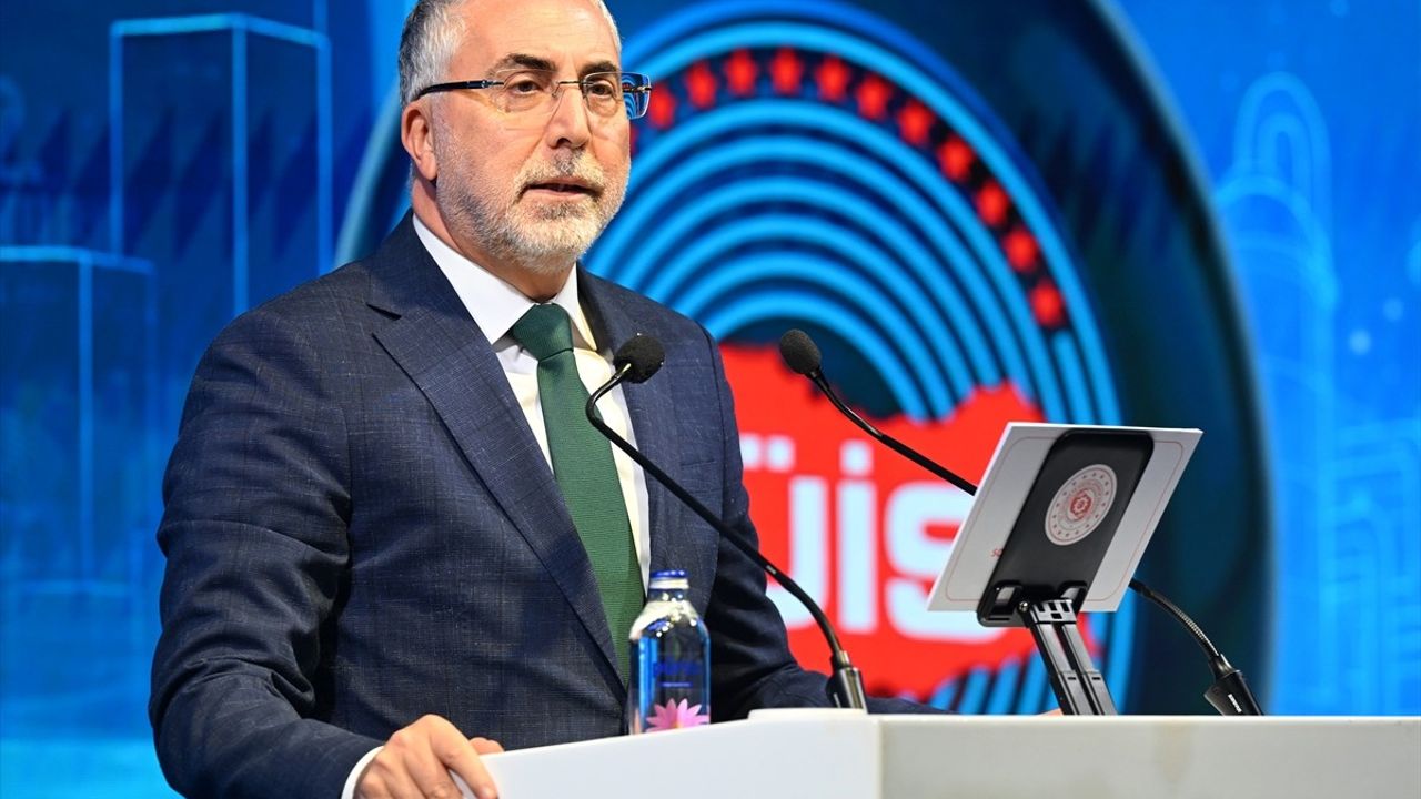Bakan Işıkhan, Petrol Sektörünün Geleceğine Dair Önemli Açıklamalarda Bulundu