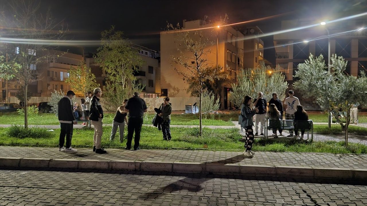 Balıkesir'de 6,1 Büyüklüğünde Deprem Meydana Geldi
