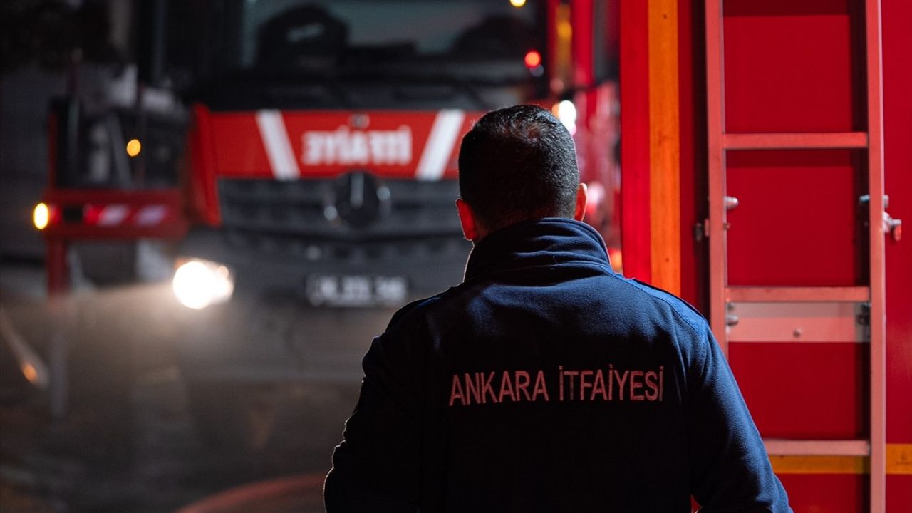 Başkentte Oto Tamir Dükkanında Yangın
