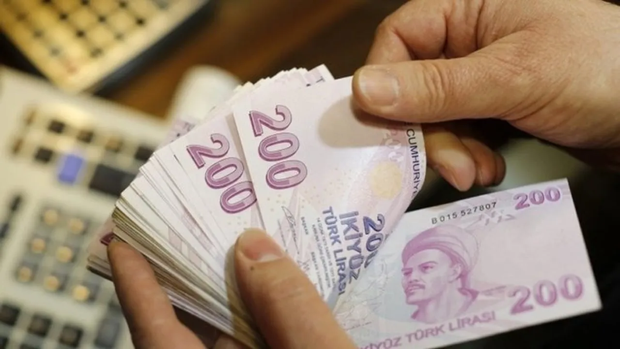 Başvurular bu sabah başladı: Üniversitelilere 18.000 TL veriliyor 