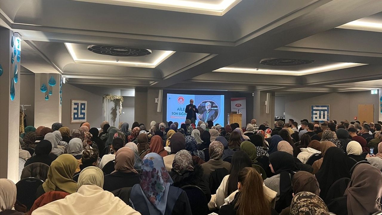 Berlin'de 'Aile: Son Sığınak' Konferansı