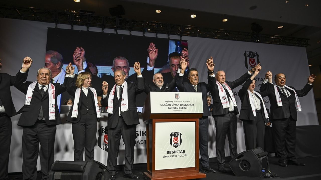 Beşiktaş'ta Ahmet Ürkmezgil Yeni Divan Kurulu Başkanı