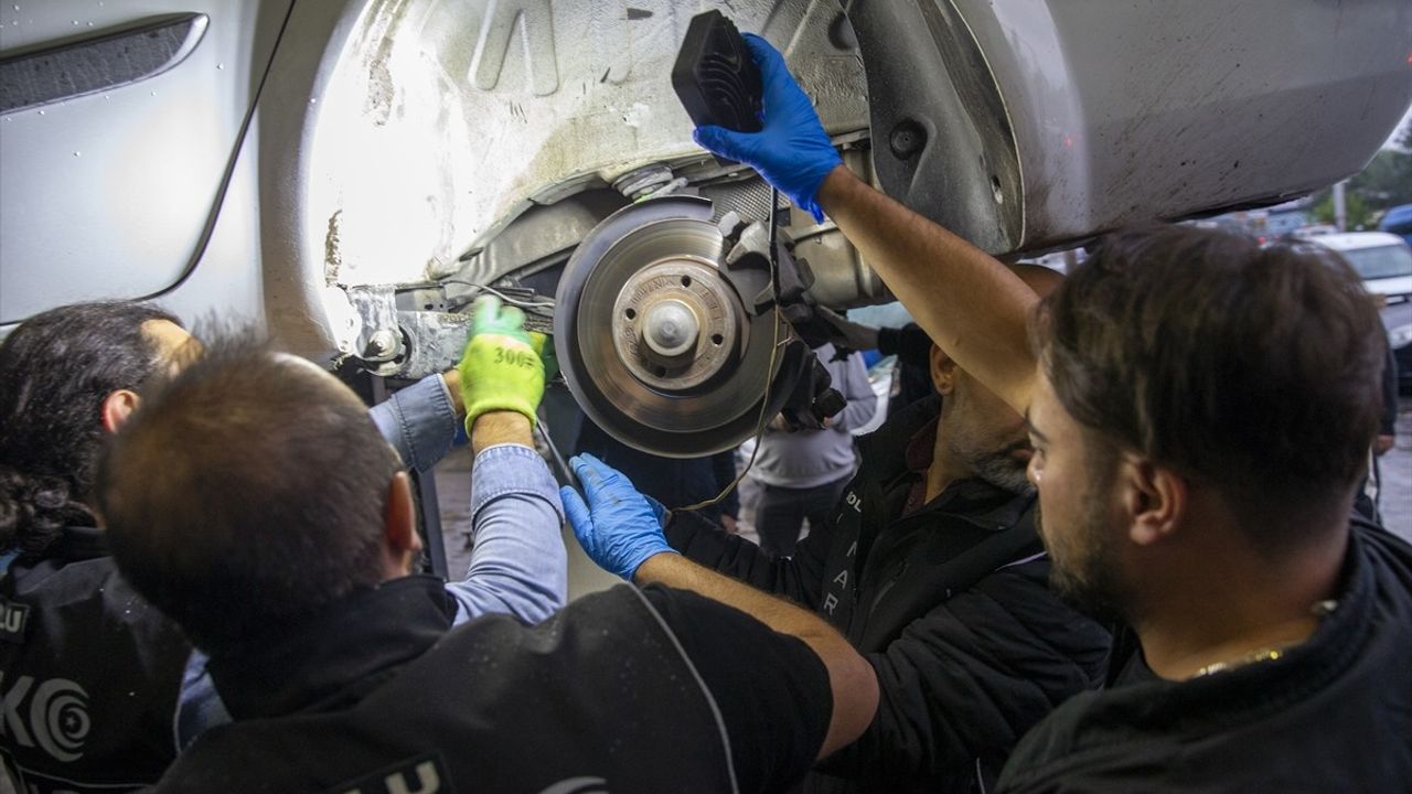 Bolu'da Uyuşturucu Operasyonu: 7 Kilo Sentetik Madde Ele Geçirildi