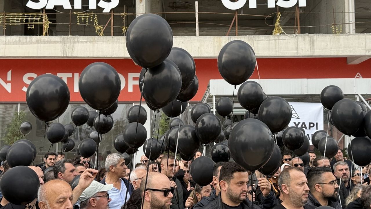 Bursa'da İnşaat Mağdurları Eylem Düzenledi
