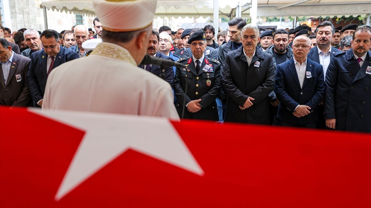Bursa'da Şehit Jandarma Astsubay Kıdemli Çavuş Tacettin Gün'ün Cenazesi