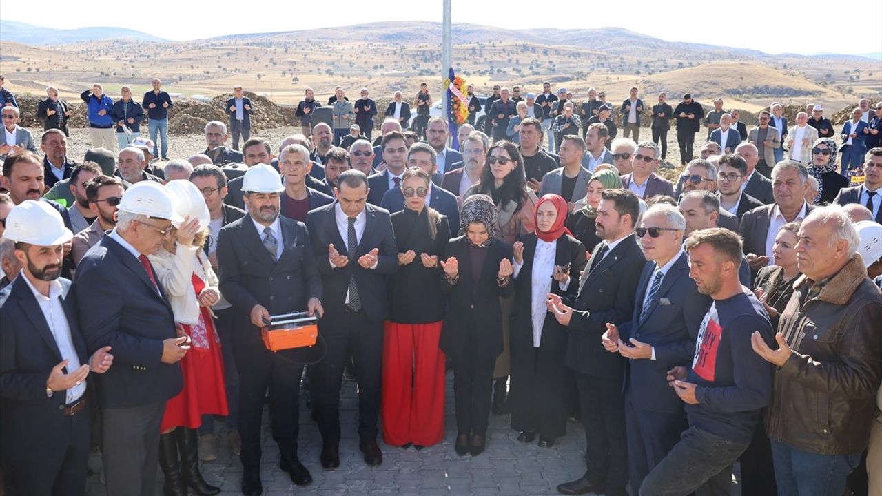 Çankırı'nın Orta İOSB'sinde İlk Fabrikalar İçin Temel Atıldı